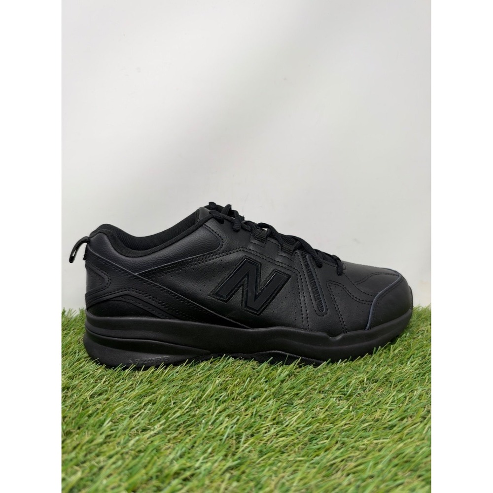New Balance 608v5 Shoes Mens 11 2E Wide Black Sneakers Walking Casual Workout